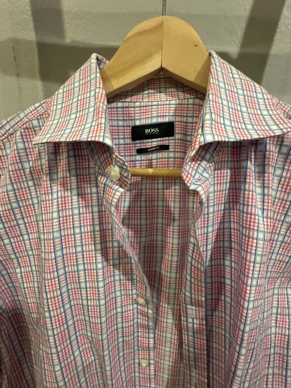 BOSS Hugo Boss Men's Sharp Fit Long Sleeve Button-Up Shirt